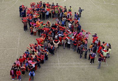 Скандал о массовом заражении детей ВИЧ в ЮКО получил продолжение